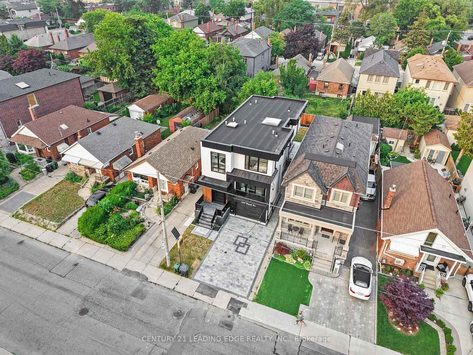 147 Durant Avenue - Image 2
