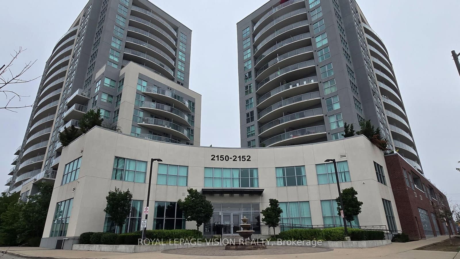 #1812 - 2150 Lawrence Avenue E