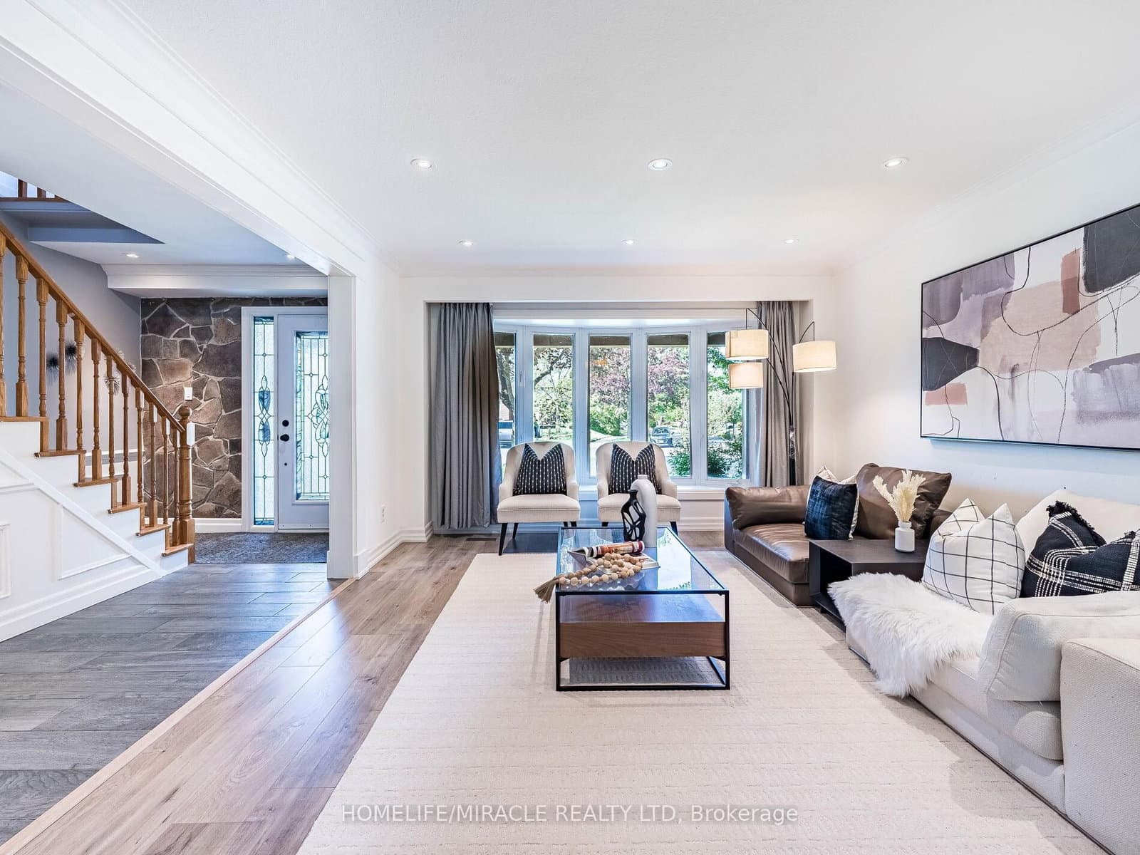7 Chapais Crescent - Image 3