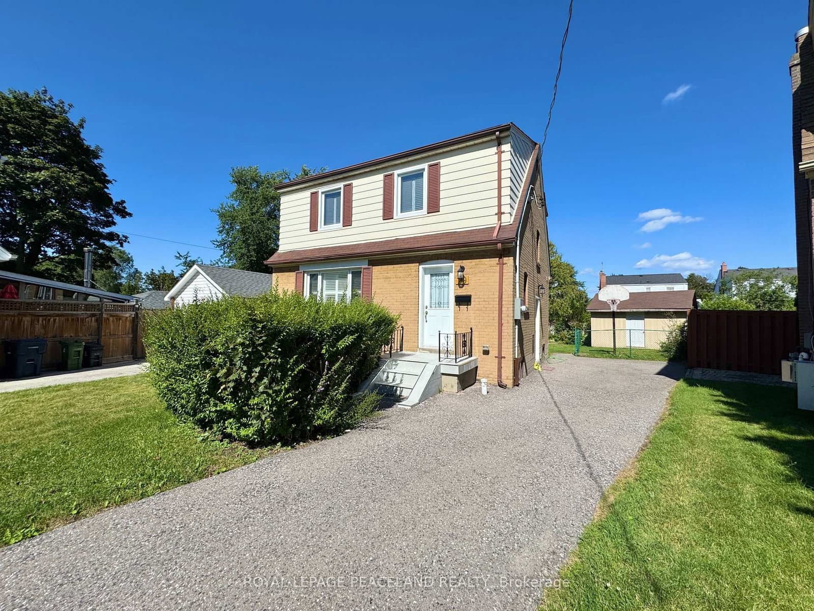 29 Rosita Crescent - Image 1