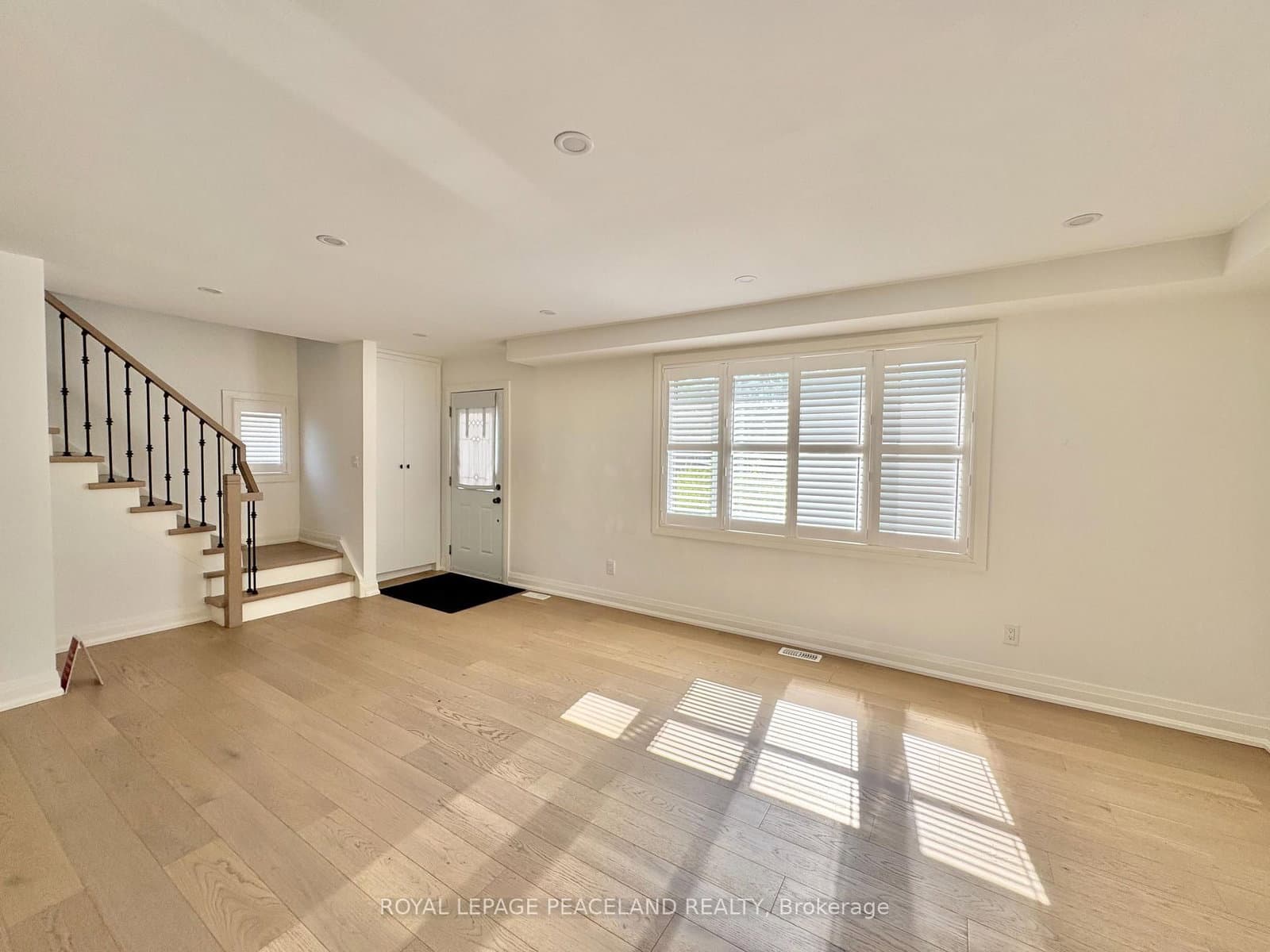 29 Rosita Crescent - Image 3