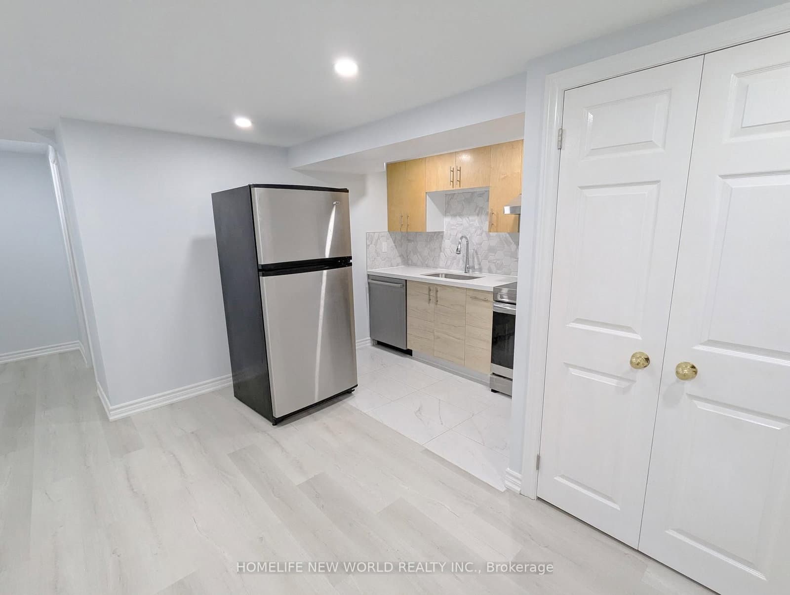 90 Oakvale Avenue, Unit Lower - Image 2