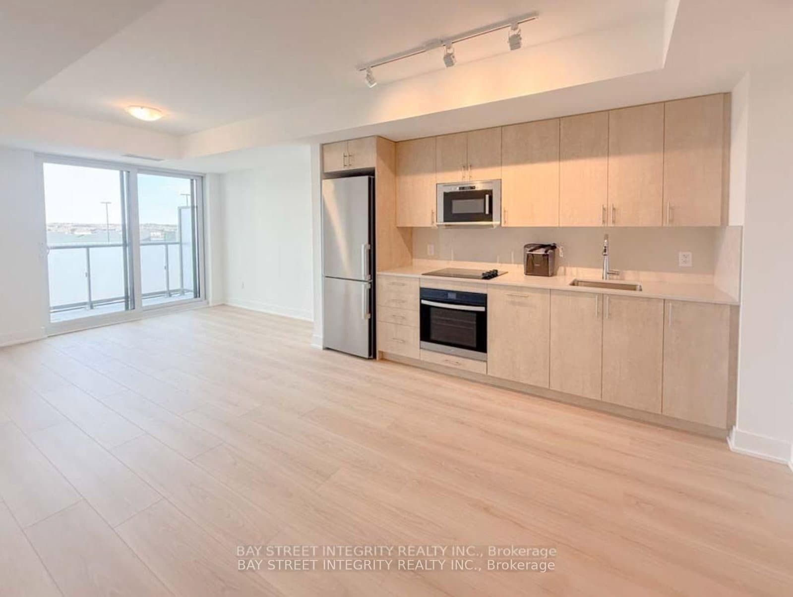 2545 Simcoe Street N, Unit 420 - Image 2