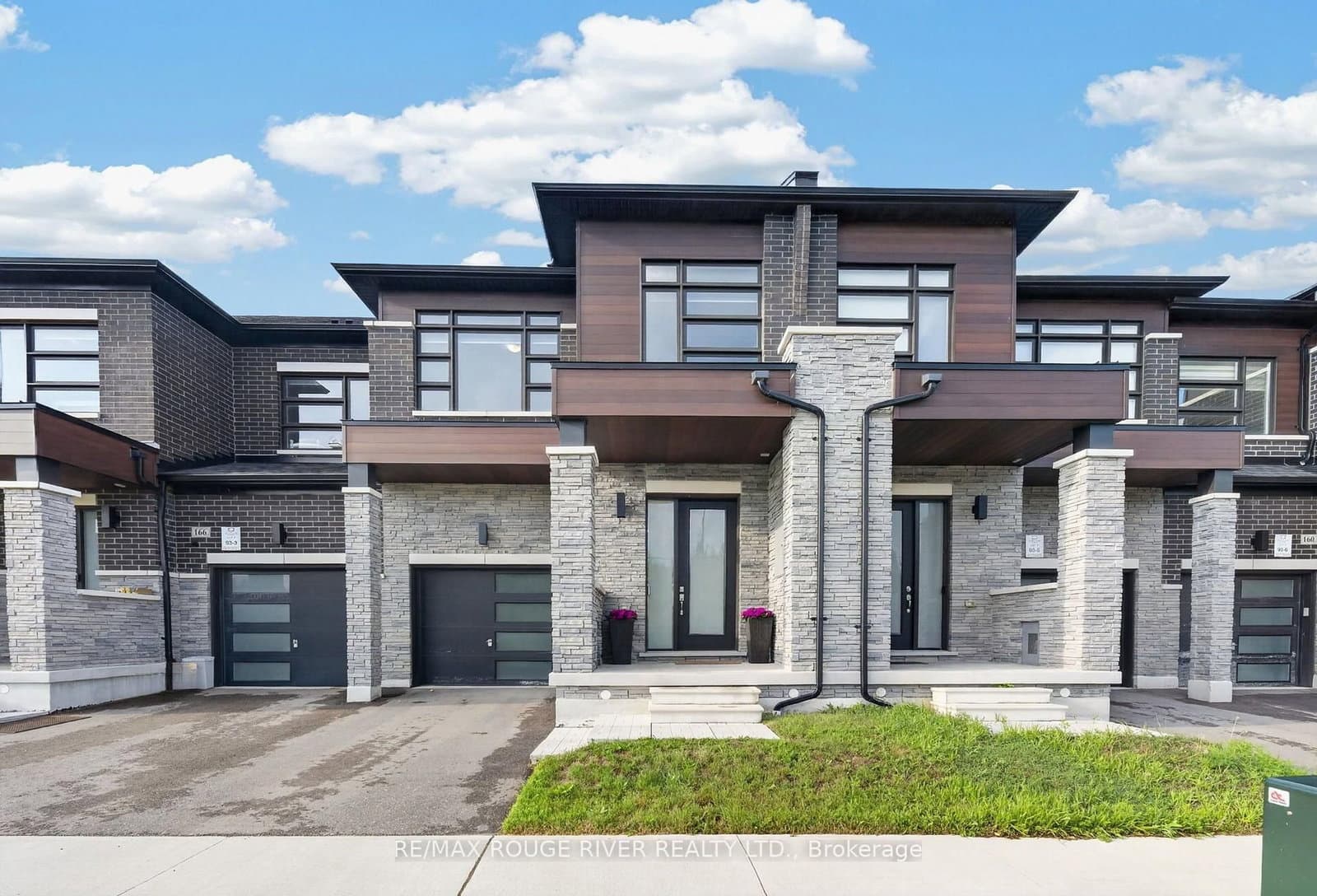 164 Ogston Crescent - Image 2