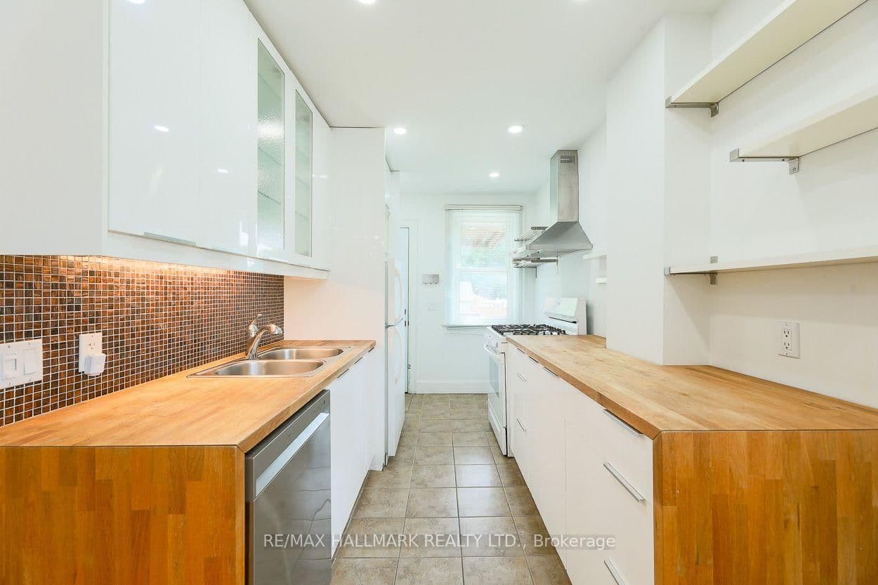 2159 Gerrard Street E, Unit Main - Image 2
