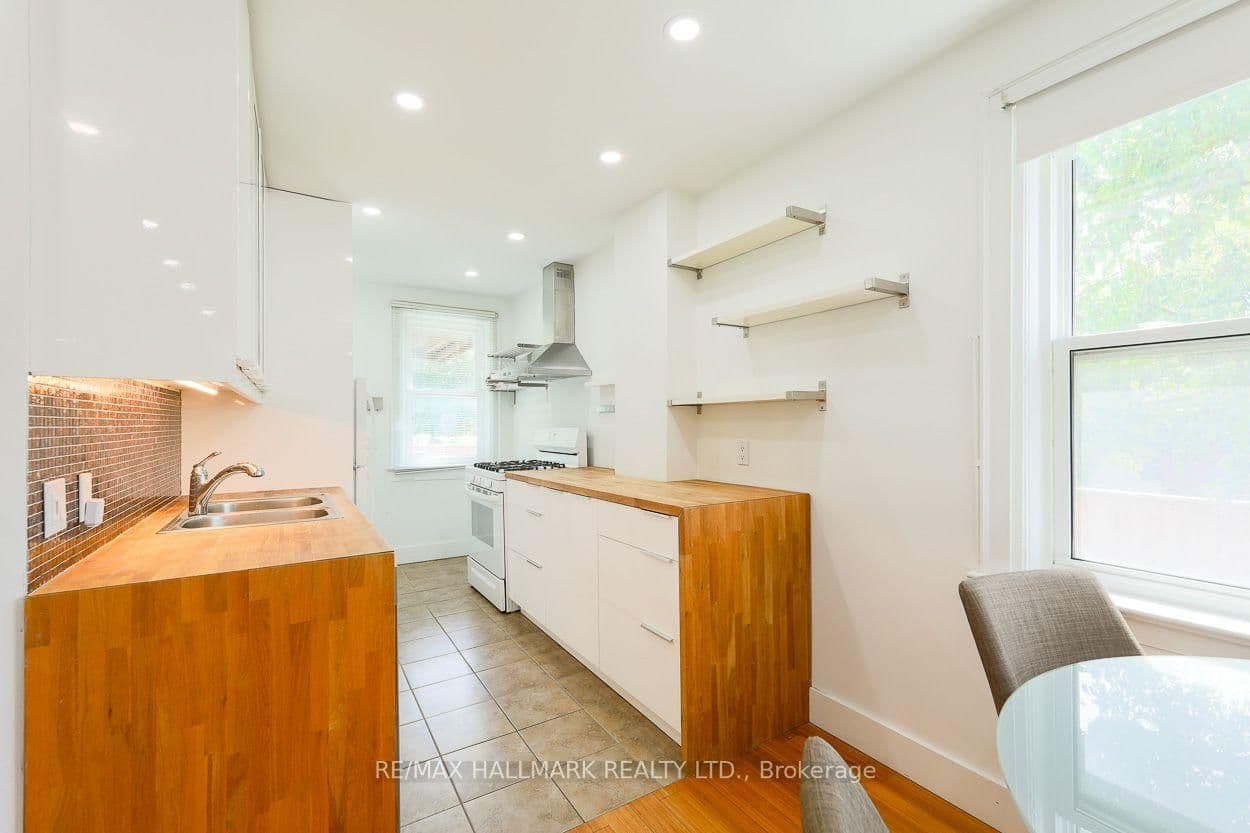 2159 Gerrard Street E, Unit Main - Image 3