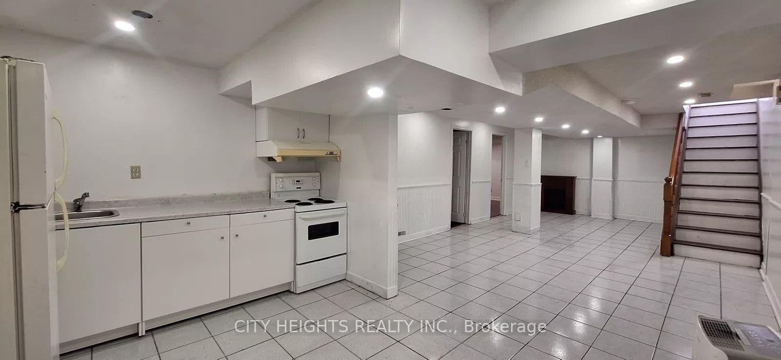 120 Littles Road, Unit Basement - Image 5