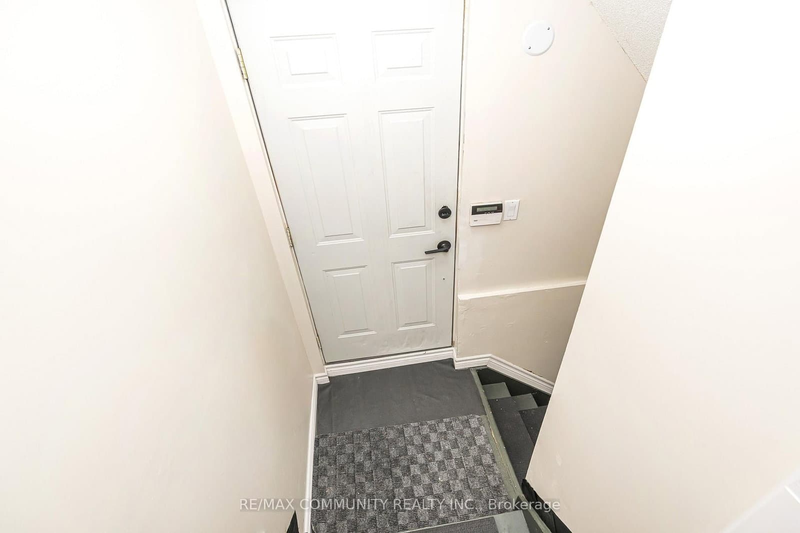 1597 Avonmore Square - Image 2