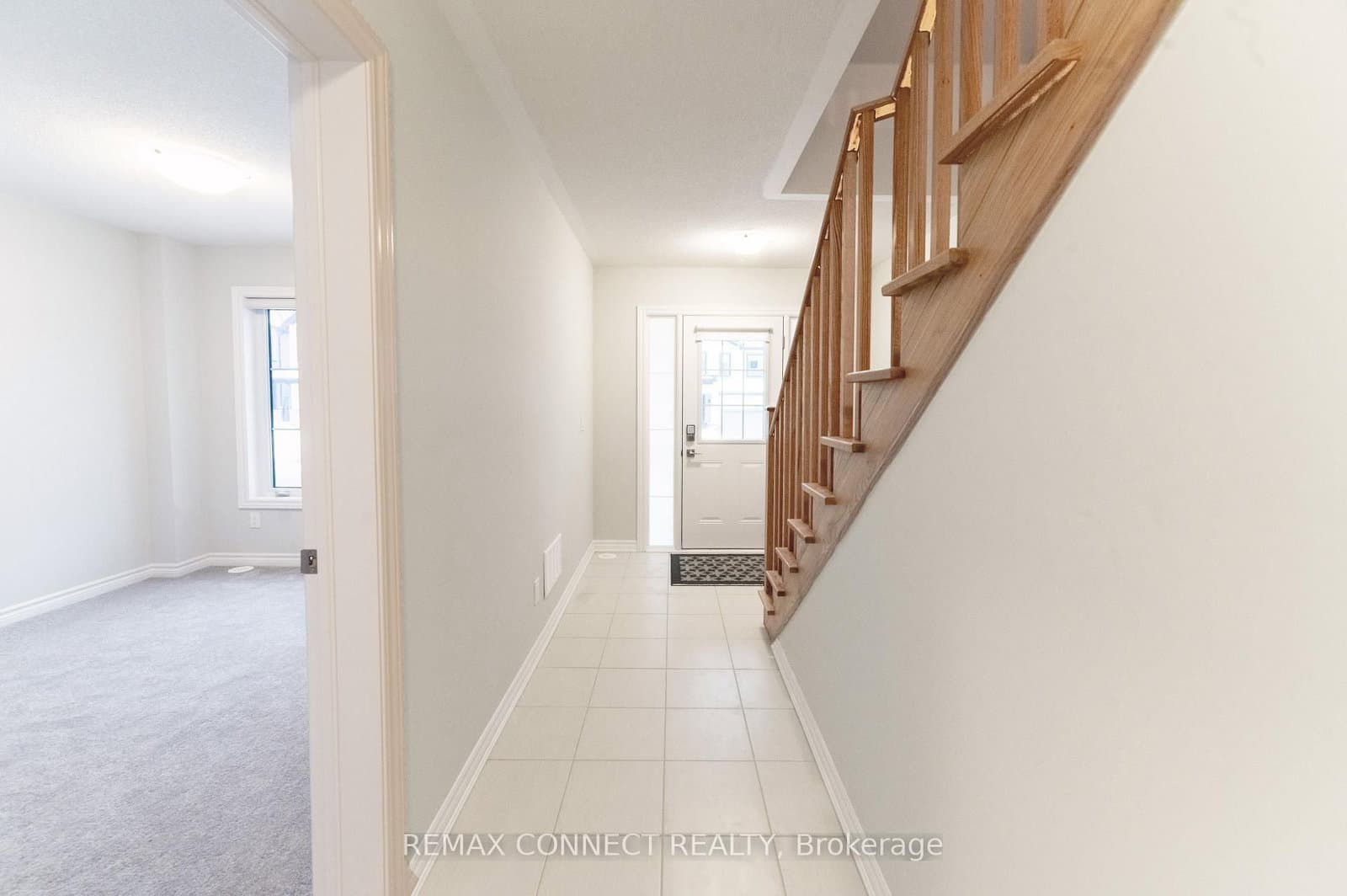 1028 Dyas Avenue - Image 2