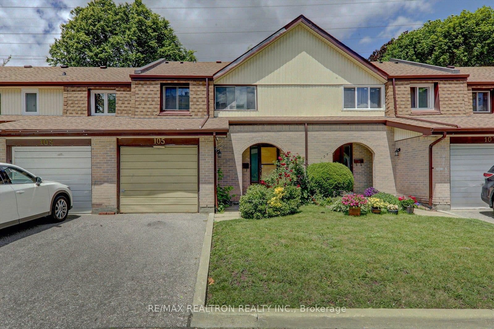 10 Livonia Place, Unit 105 - Image 1