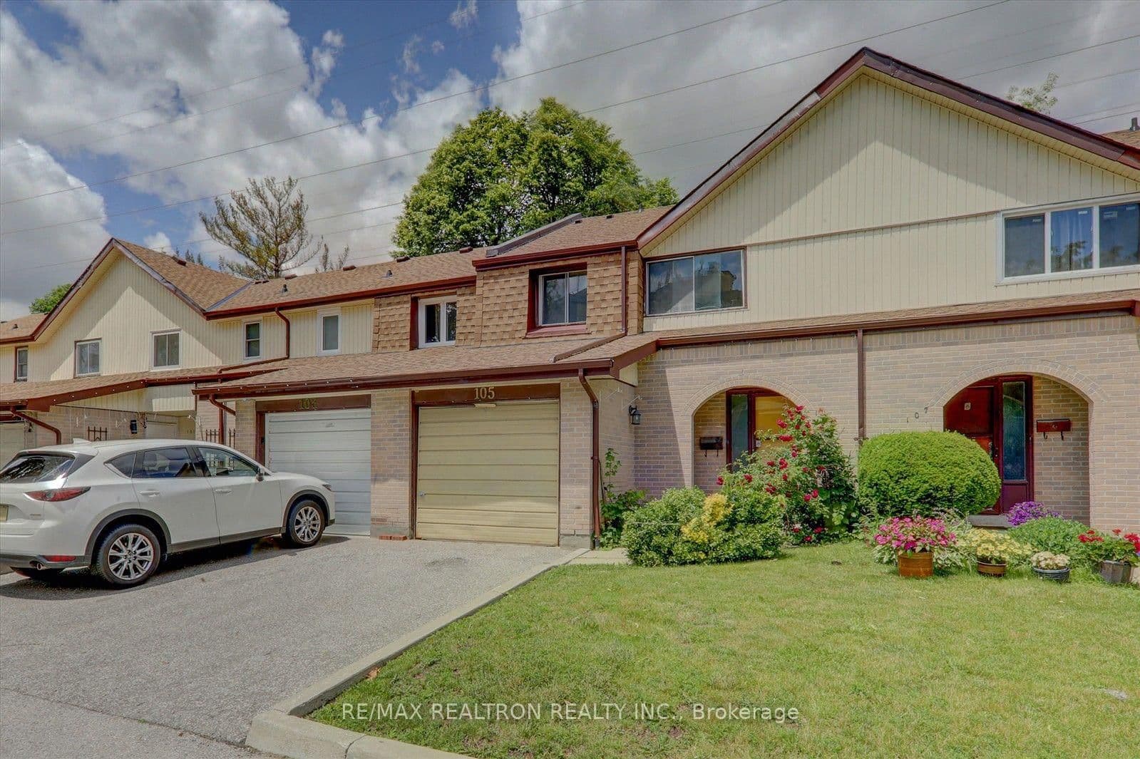 10 Livonia Place, Unit 105 - Image 2