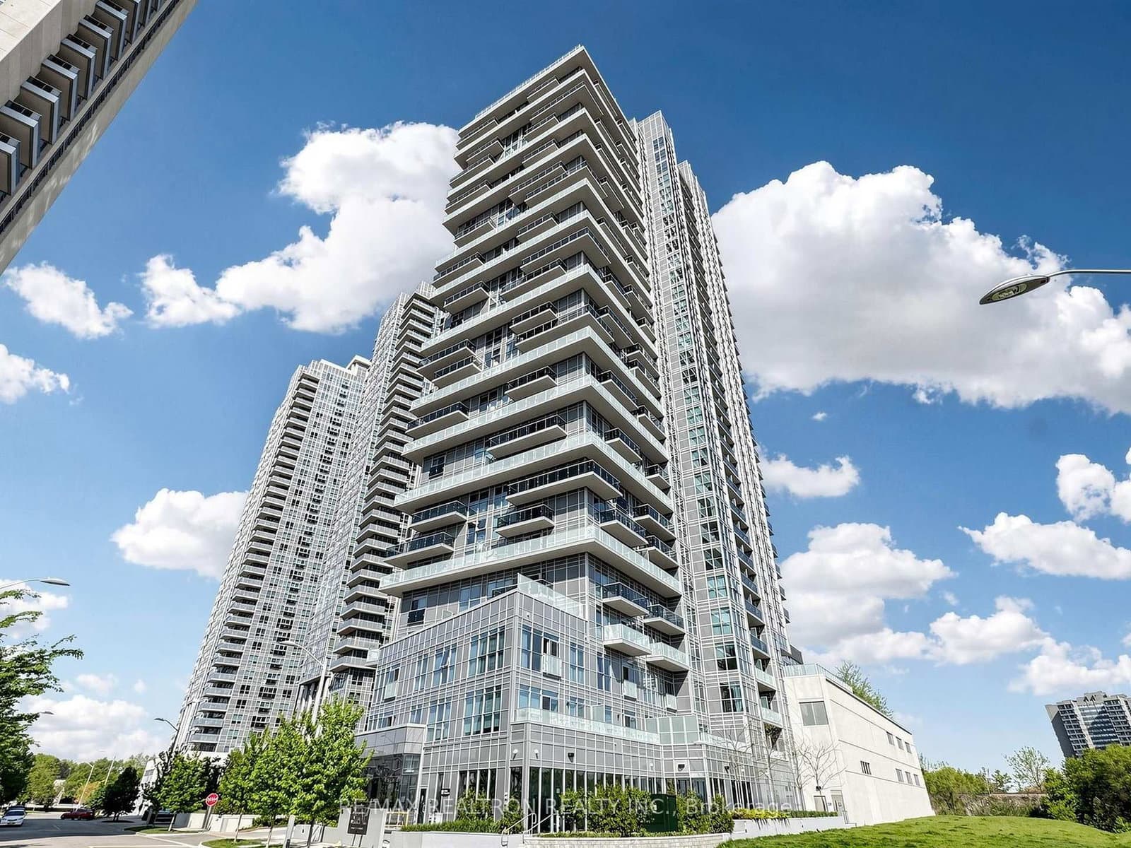 225 Village Green Square, Unit 2507 - Image 1