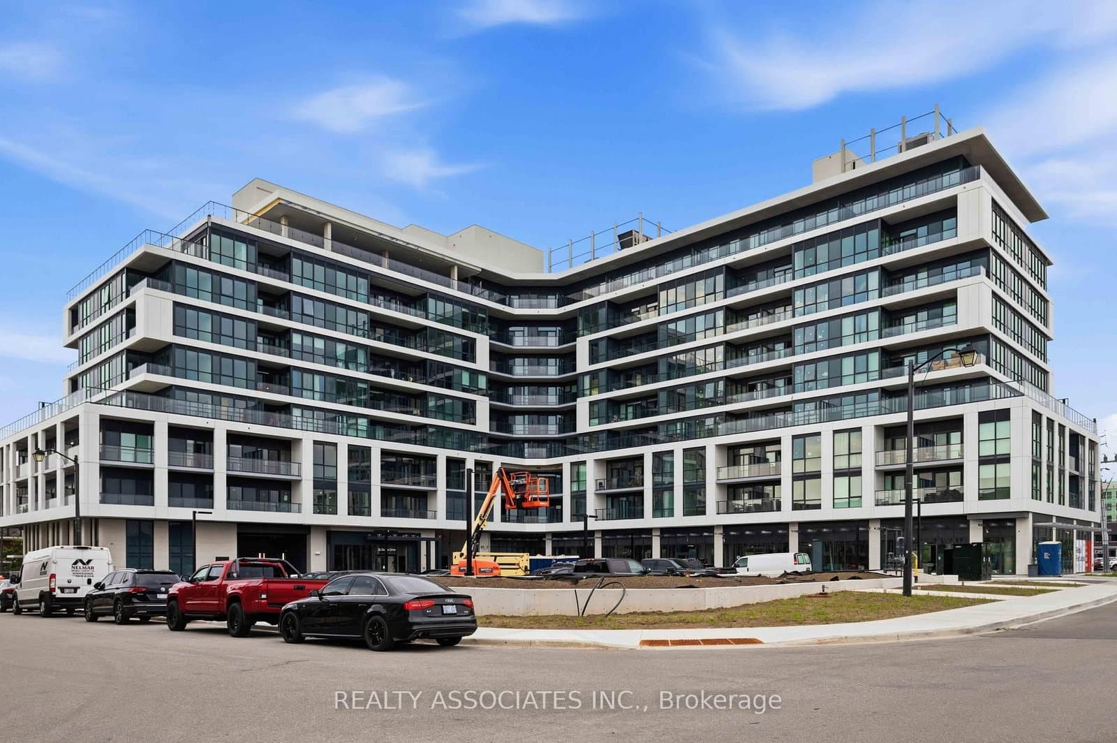 20 Deans Drive, Unit 814 - Image 2