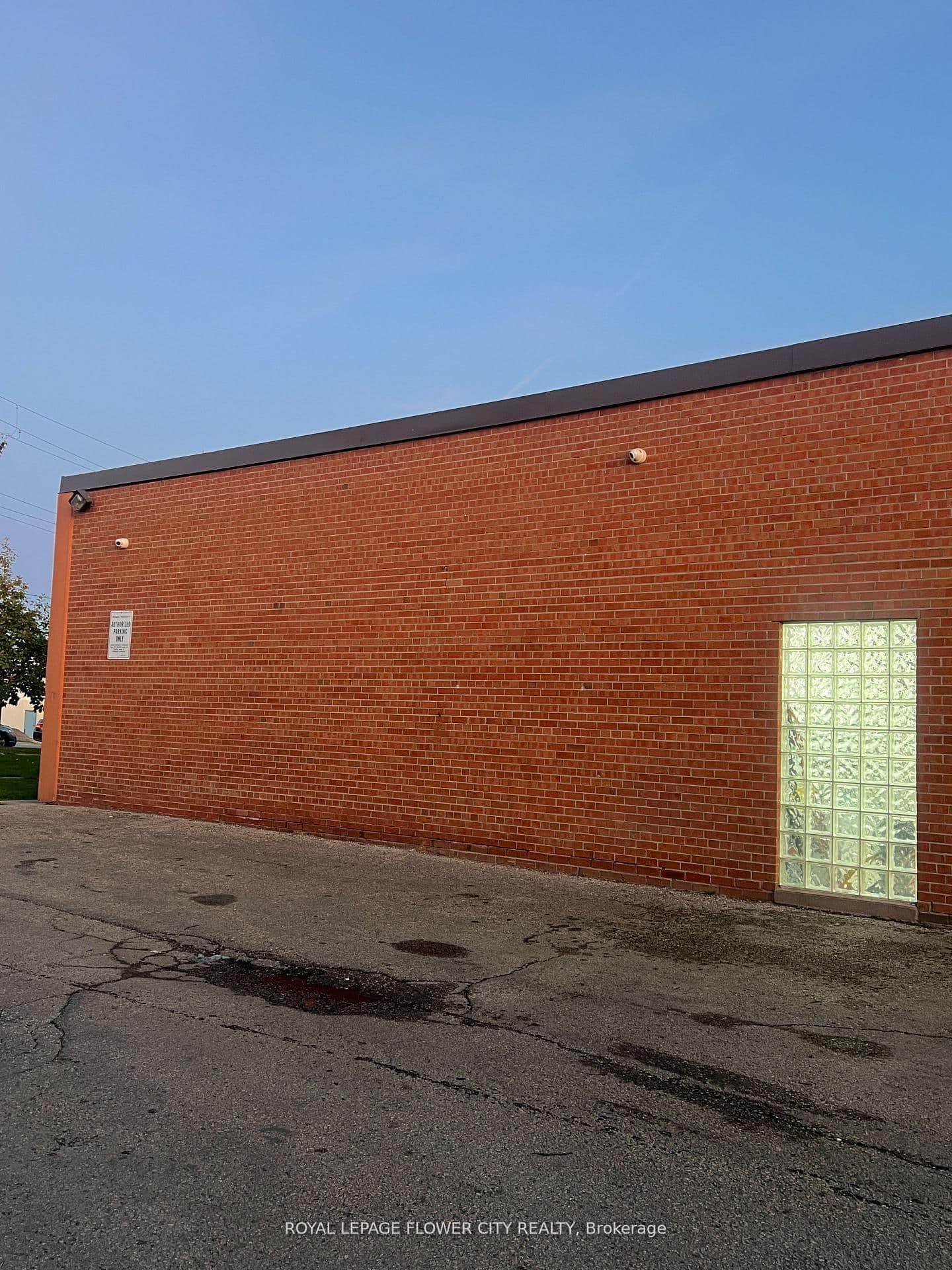180 Nantucket Boulevard - Image 3
