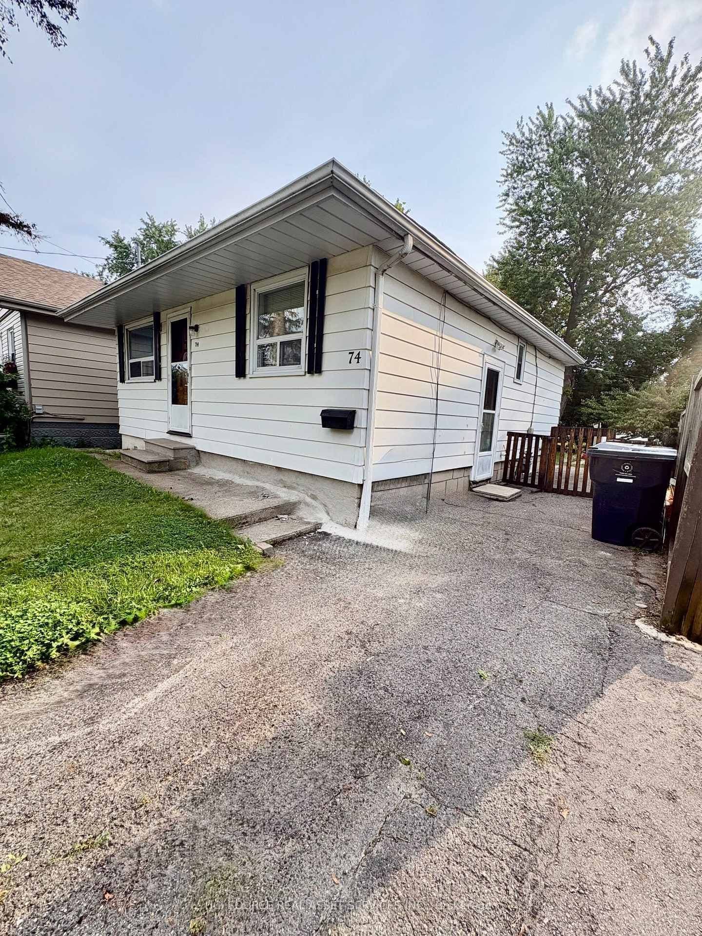 74 Vanbrugh Avenue - Image 2
