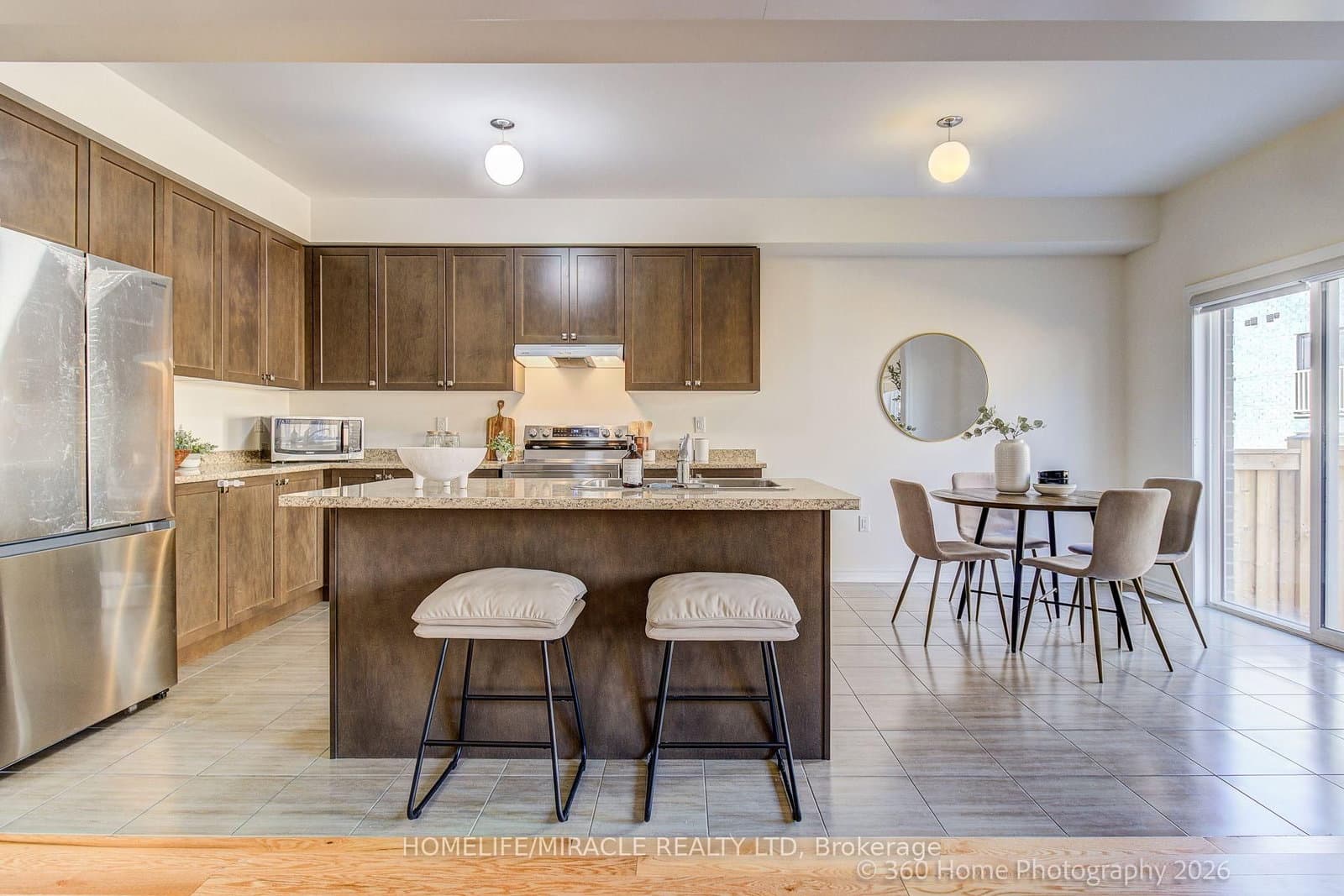 2528 Athena Path - Image 4
