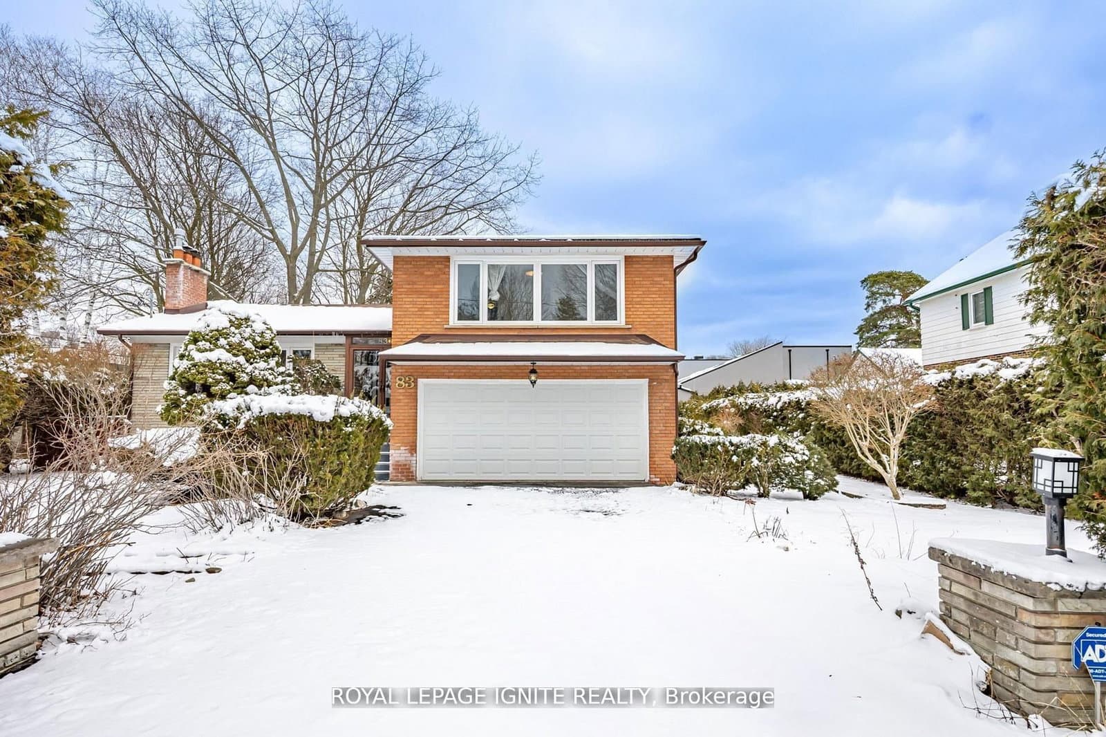 83 Deep Dene Drive, Unit Main - Image 2