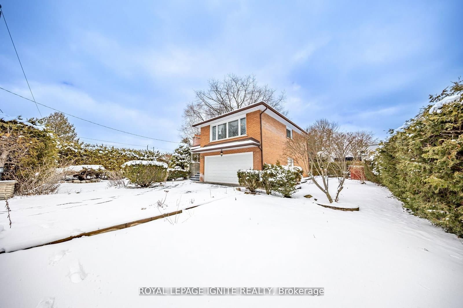 83 Deep Dene Drive, Unit Main - Image 3