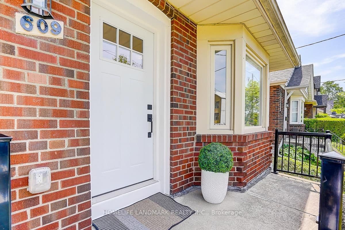 609 Mortimer Avenue - Image 2