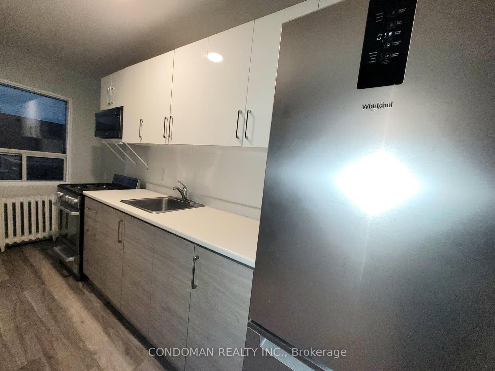 852 Broadview Avenue, Unit 305 - Image 5