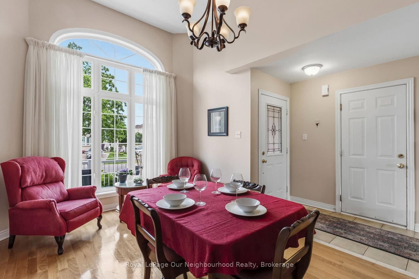 16 Nobbs Drive - Image 2