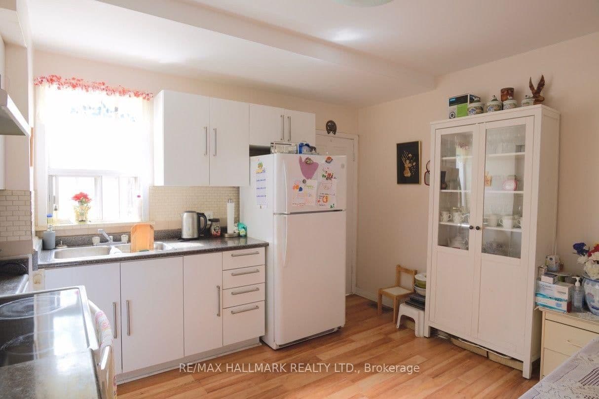 47 Dentonia Park Avenue - Image 5