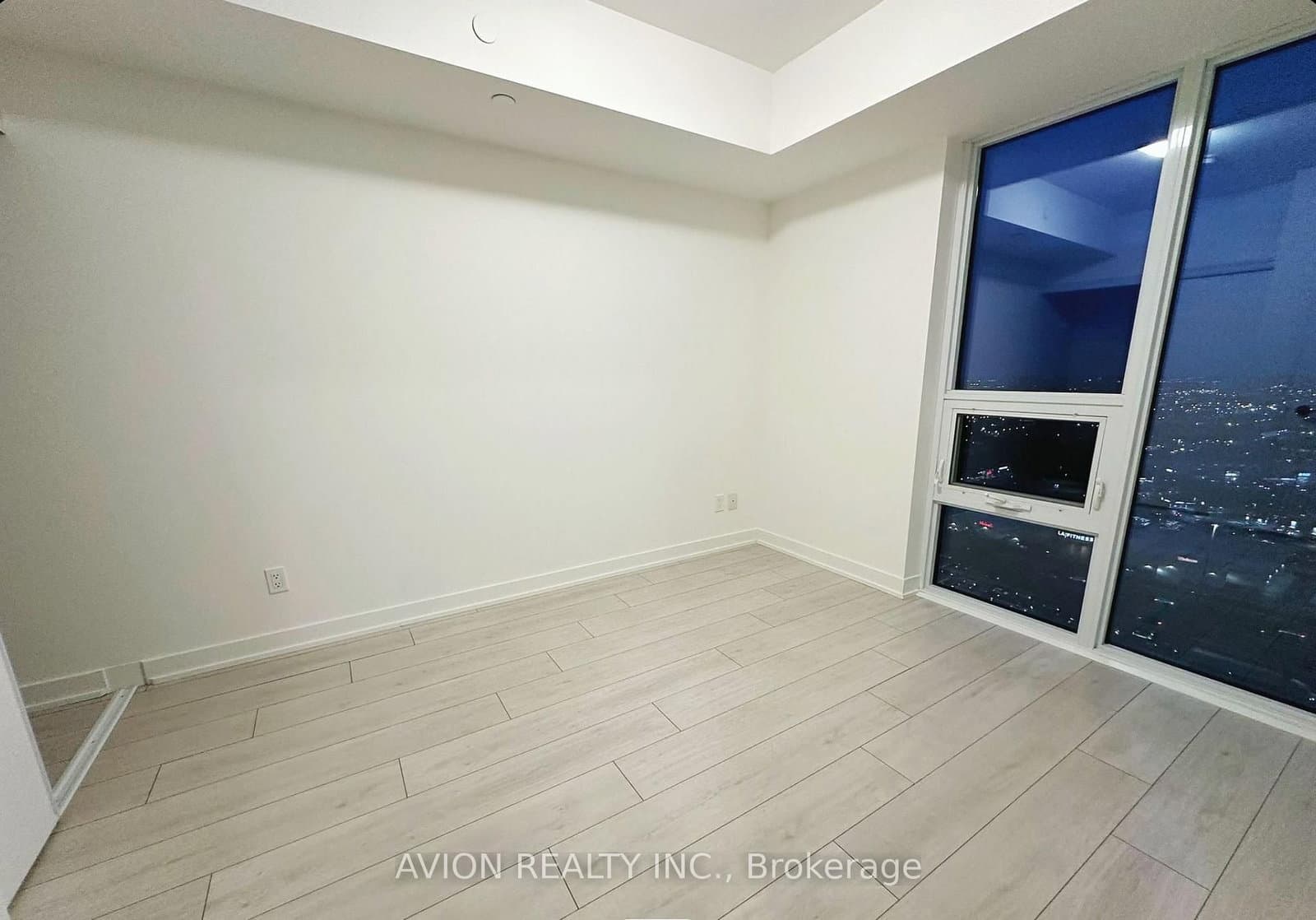 2033 Kennedy Road, Unit 3209 - Image 4
