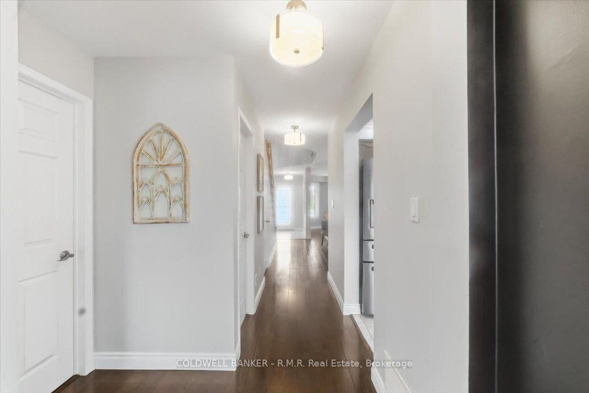 45 Angier Crescent - Image 4