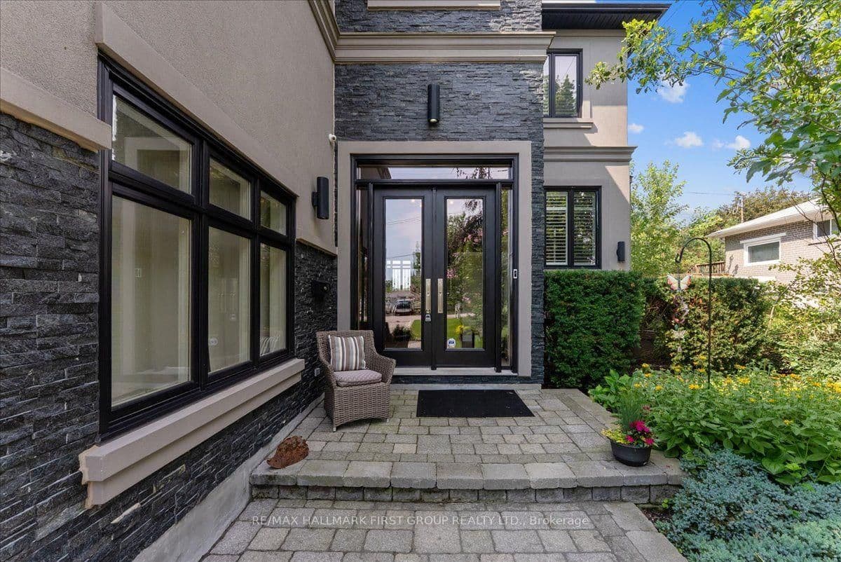 830 Fairview Avenue - Image 4