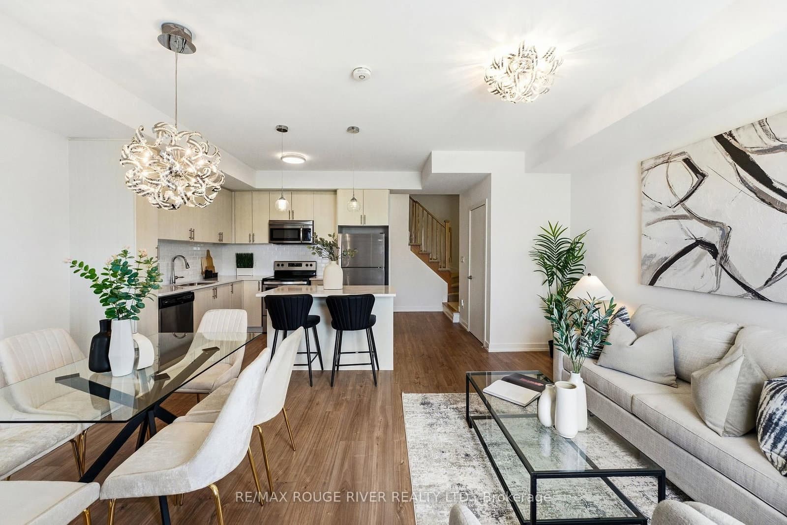 1555 Kingston Road, Unit 226 - Image 5