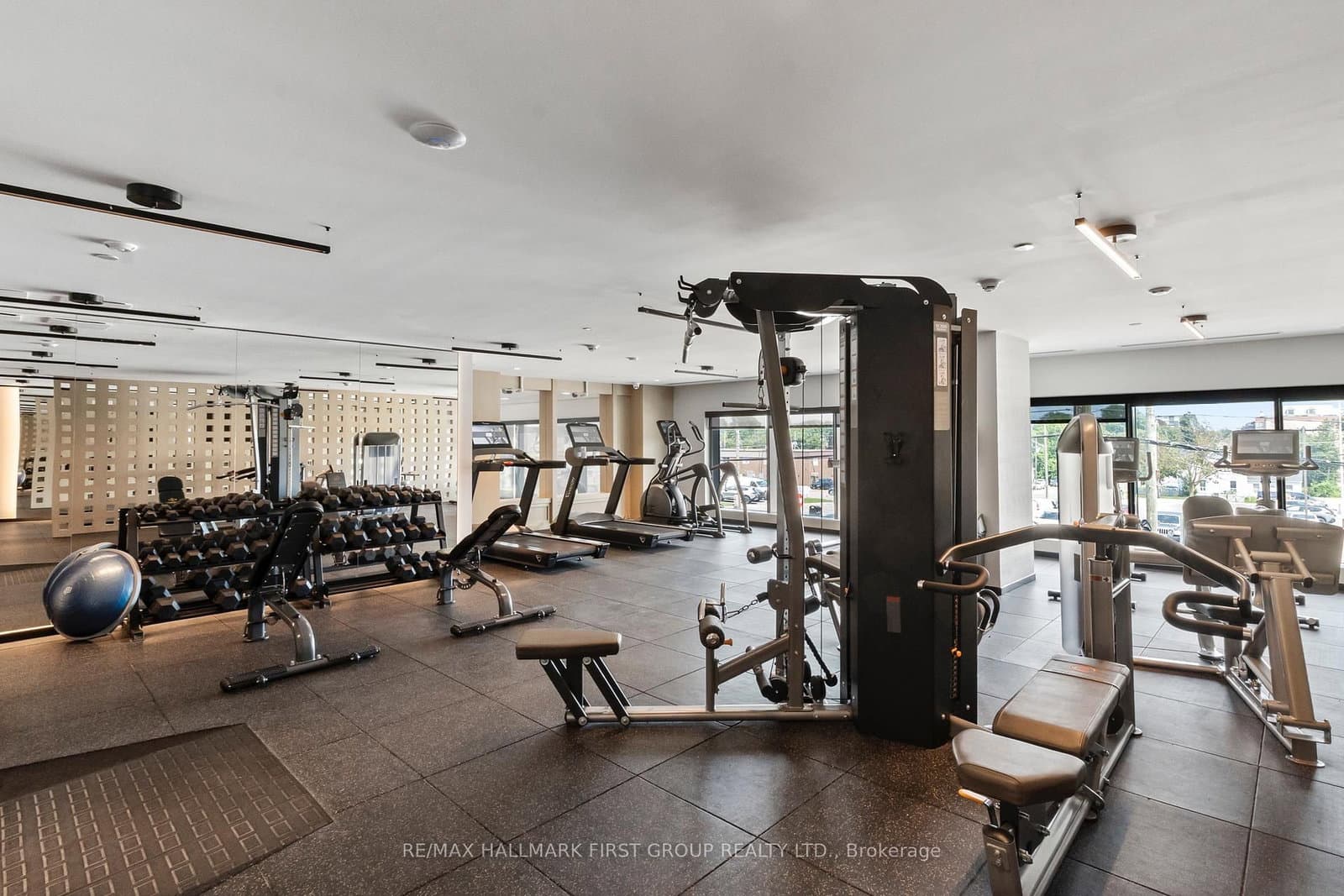 201 Brock Street S, Unit 427 - Image 6