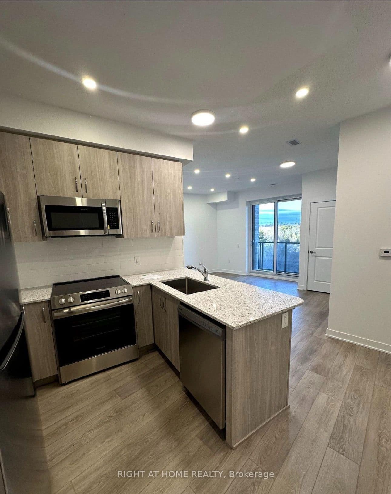 385 Arctic Red Drive, Unit 401 - Image 2