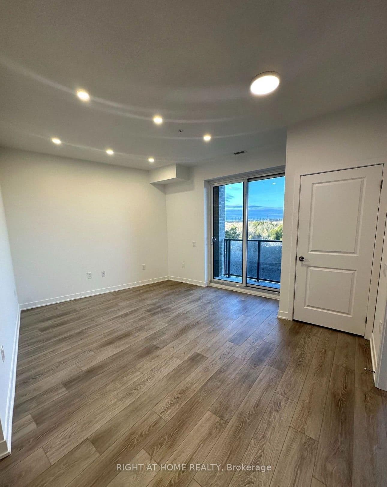 385 Arctic Red Drive, Unit 401 - Image 5