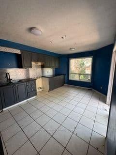 4 Iberville Road - Image 2
