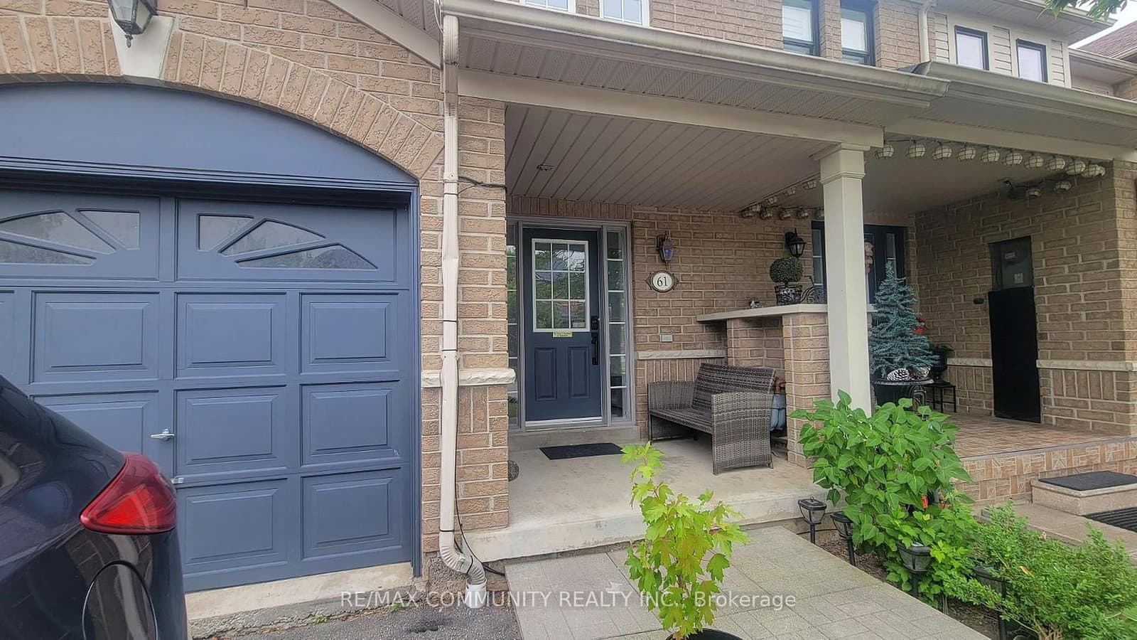 61 Beer Crescent - Image 2