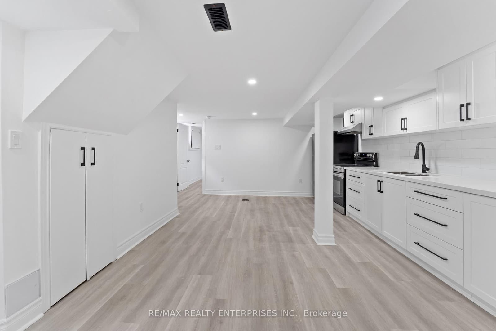 3 Dallyn Crescent, Unit BSMT - Image 6