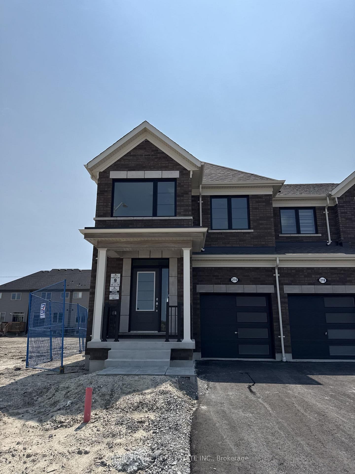 214 Stinson Crescent - Image 2