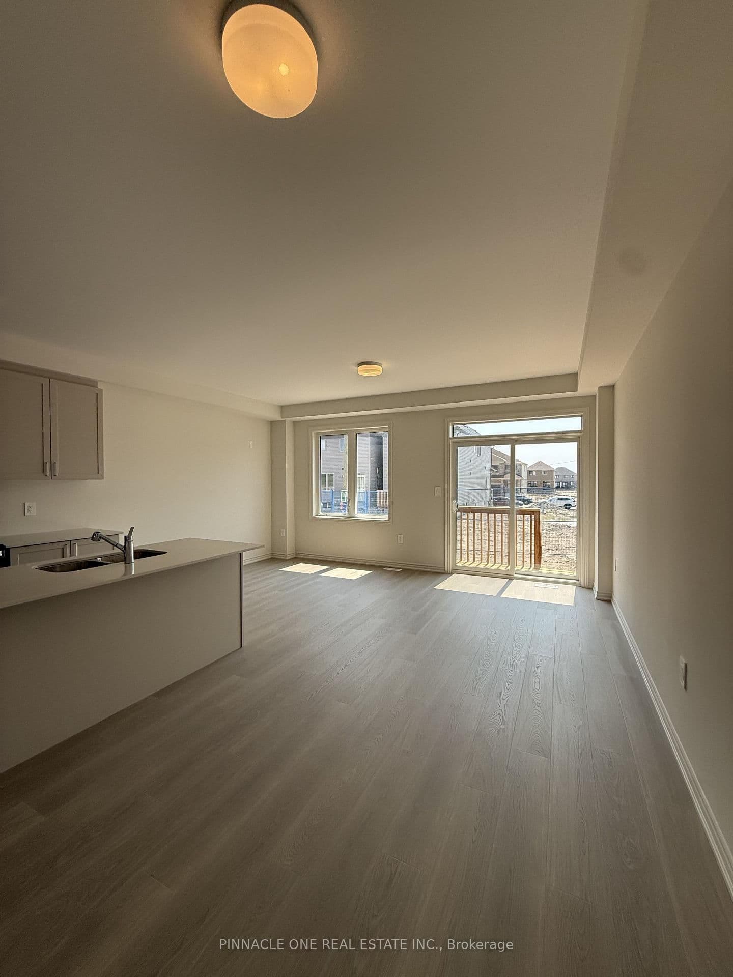 214 Stinson Crescent - Image 3