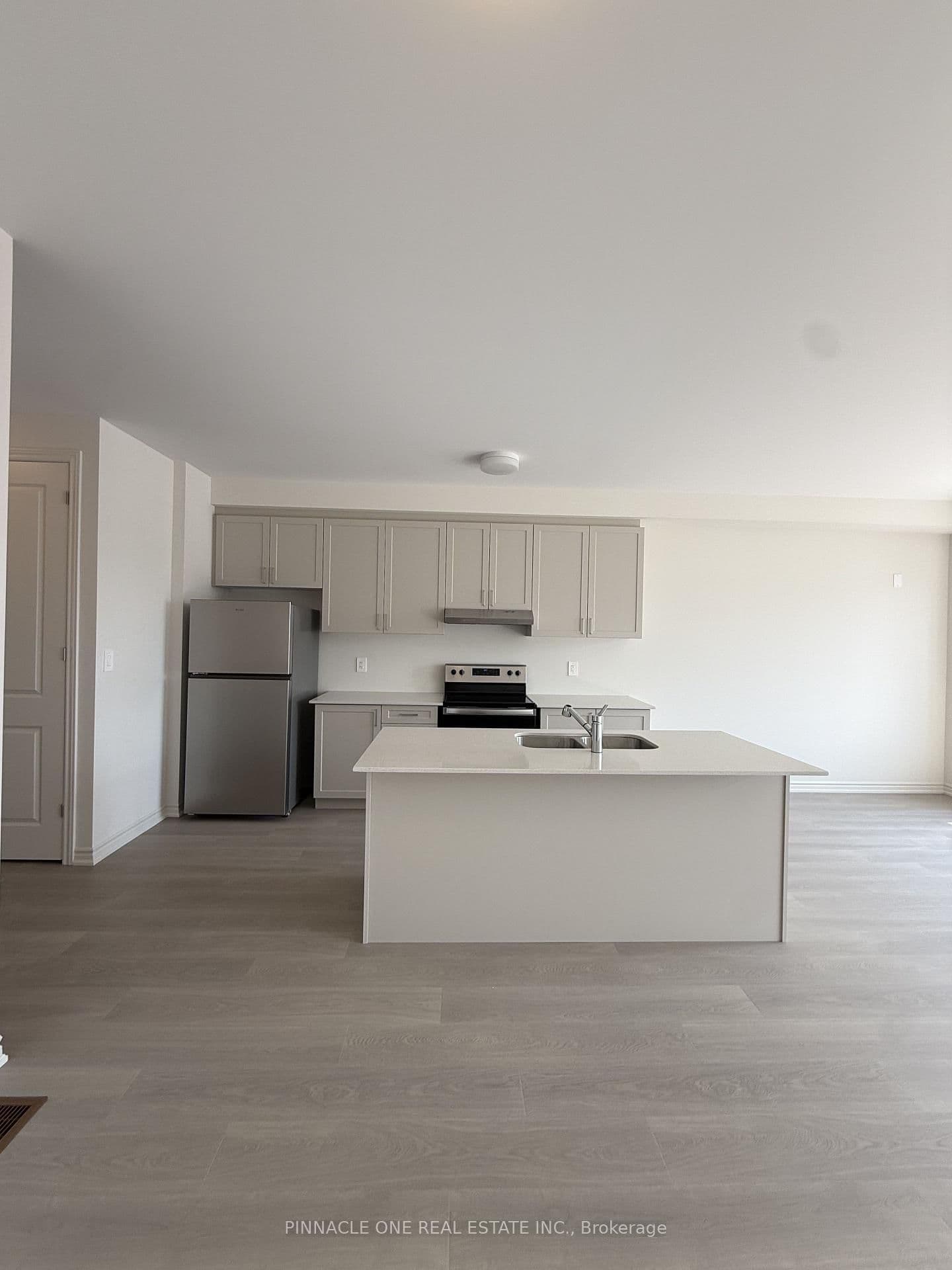 214 Stinson Crescent - Image 5