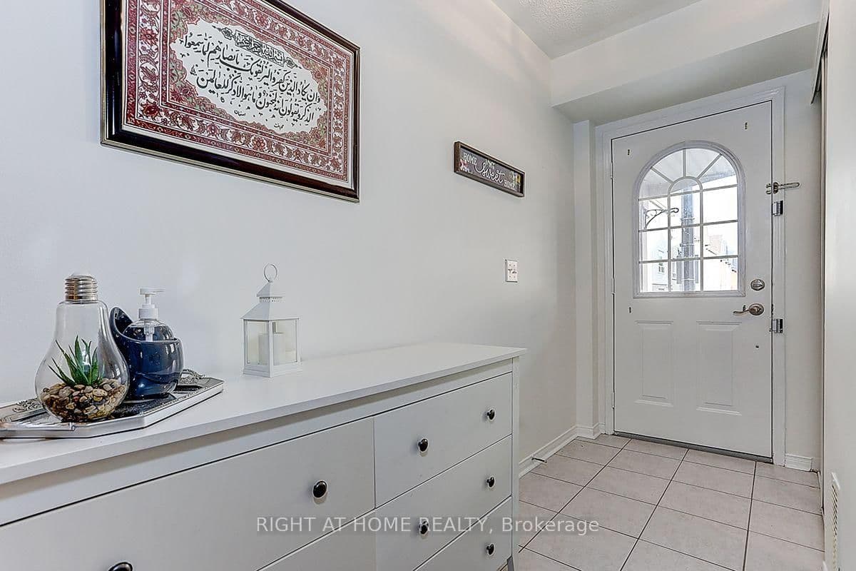 16 Pat Brook Terrace - Image 3