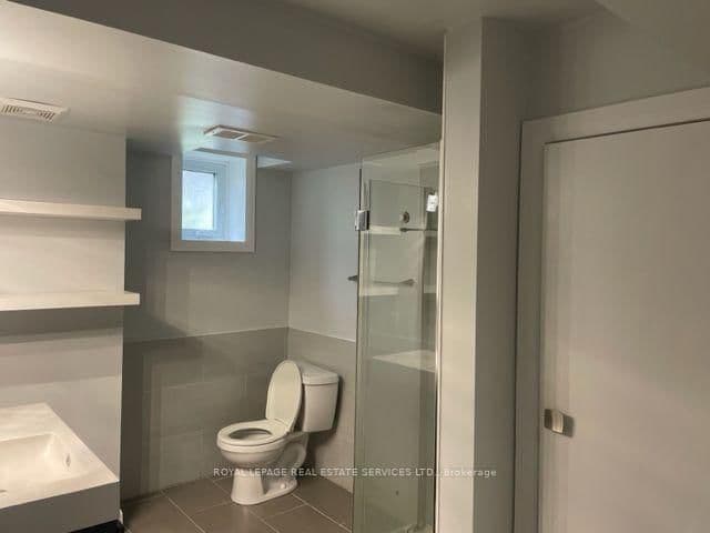18 Argate Place, Unit Basement - Image 6