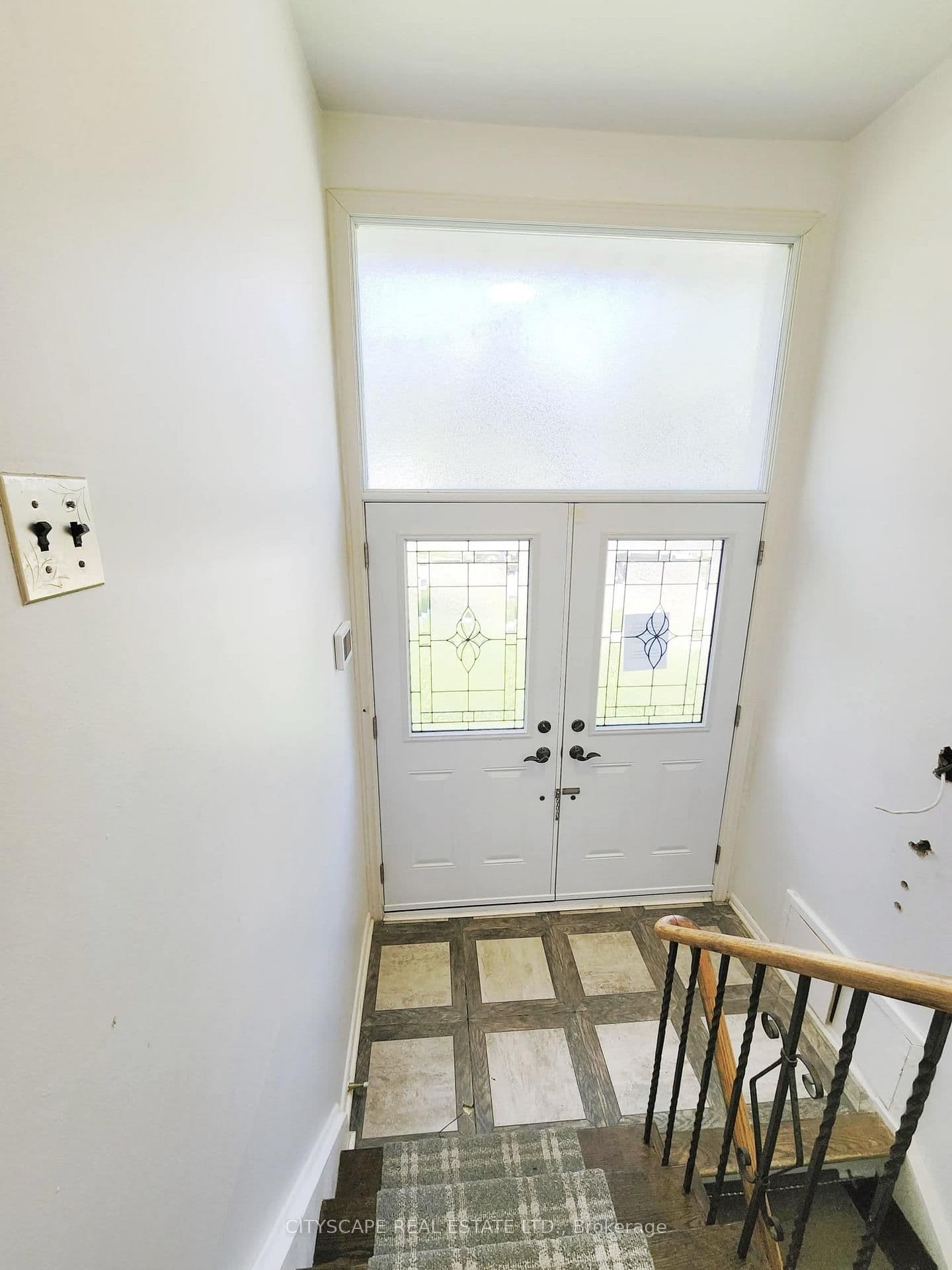 23 MANORWOOD Road - Image 5