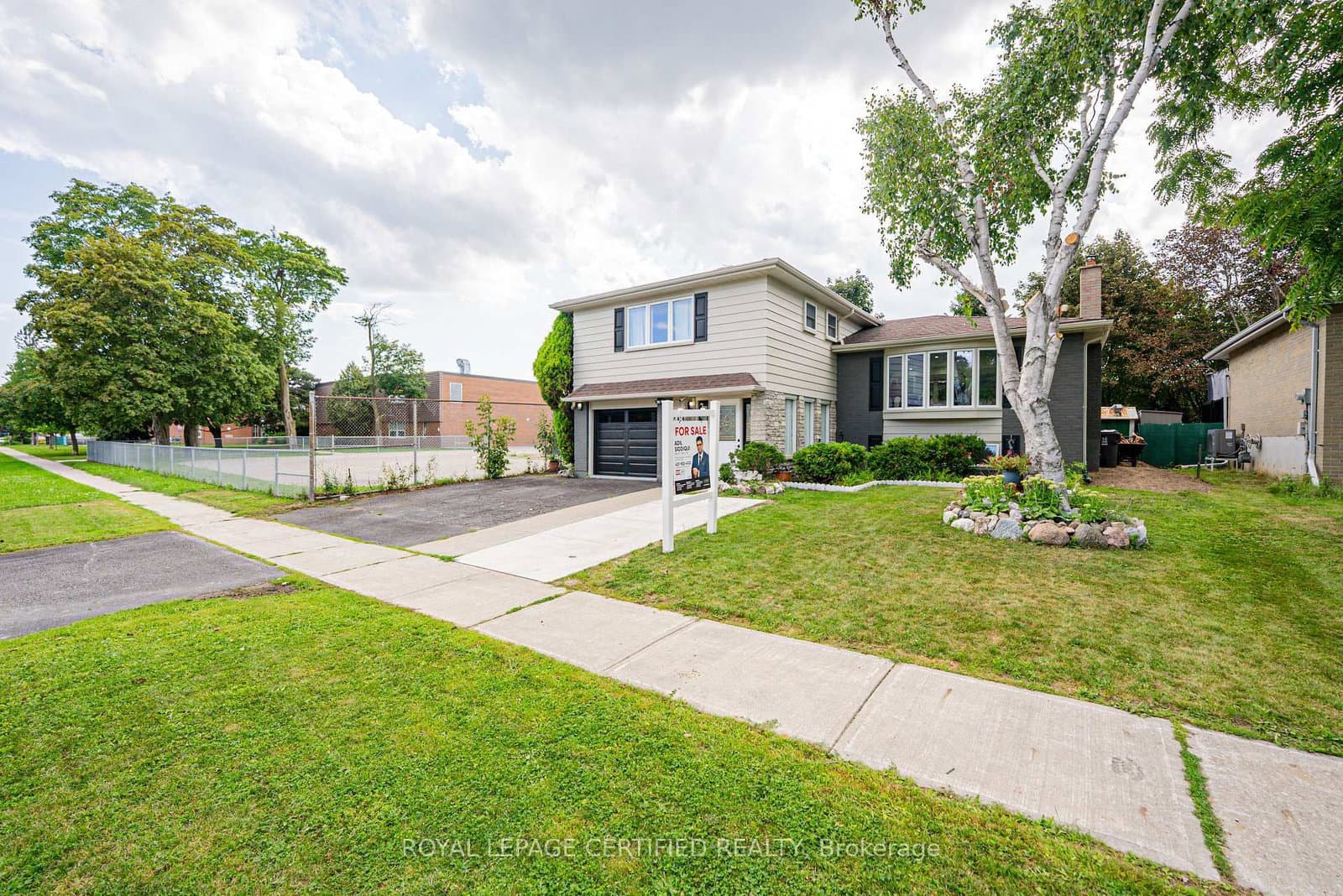 48 Highcastle Road - Image 2