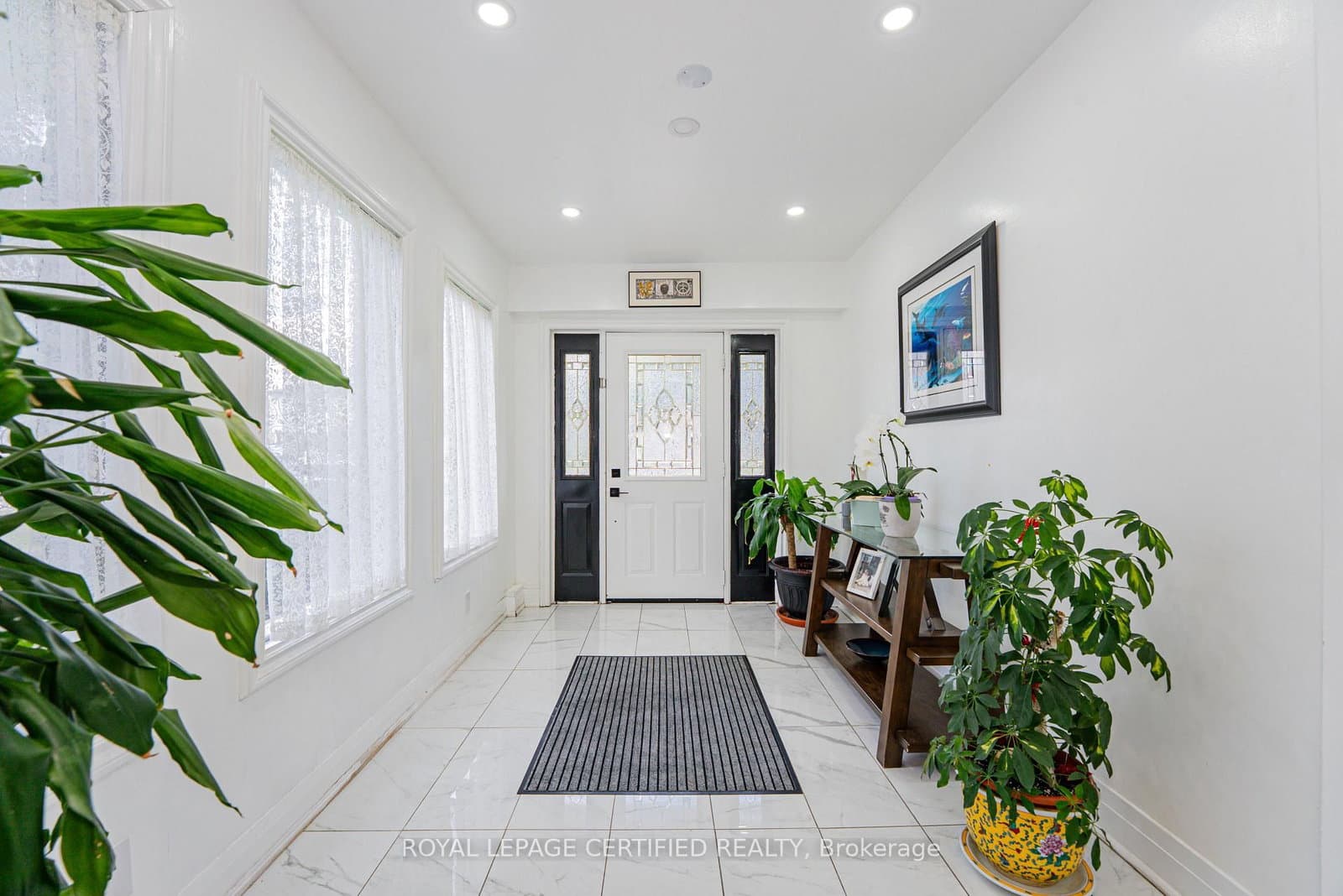 48 Highcastle Road - Image 5