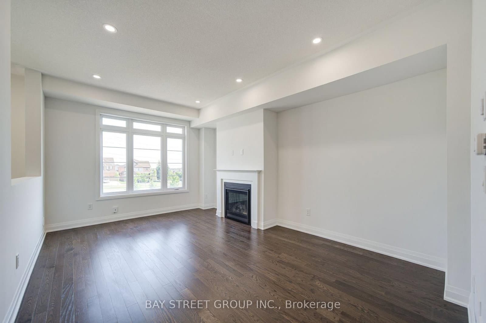 36 Elkington Crescent - Image 6