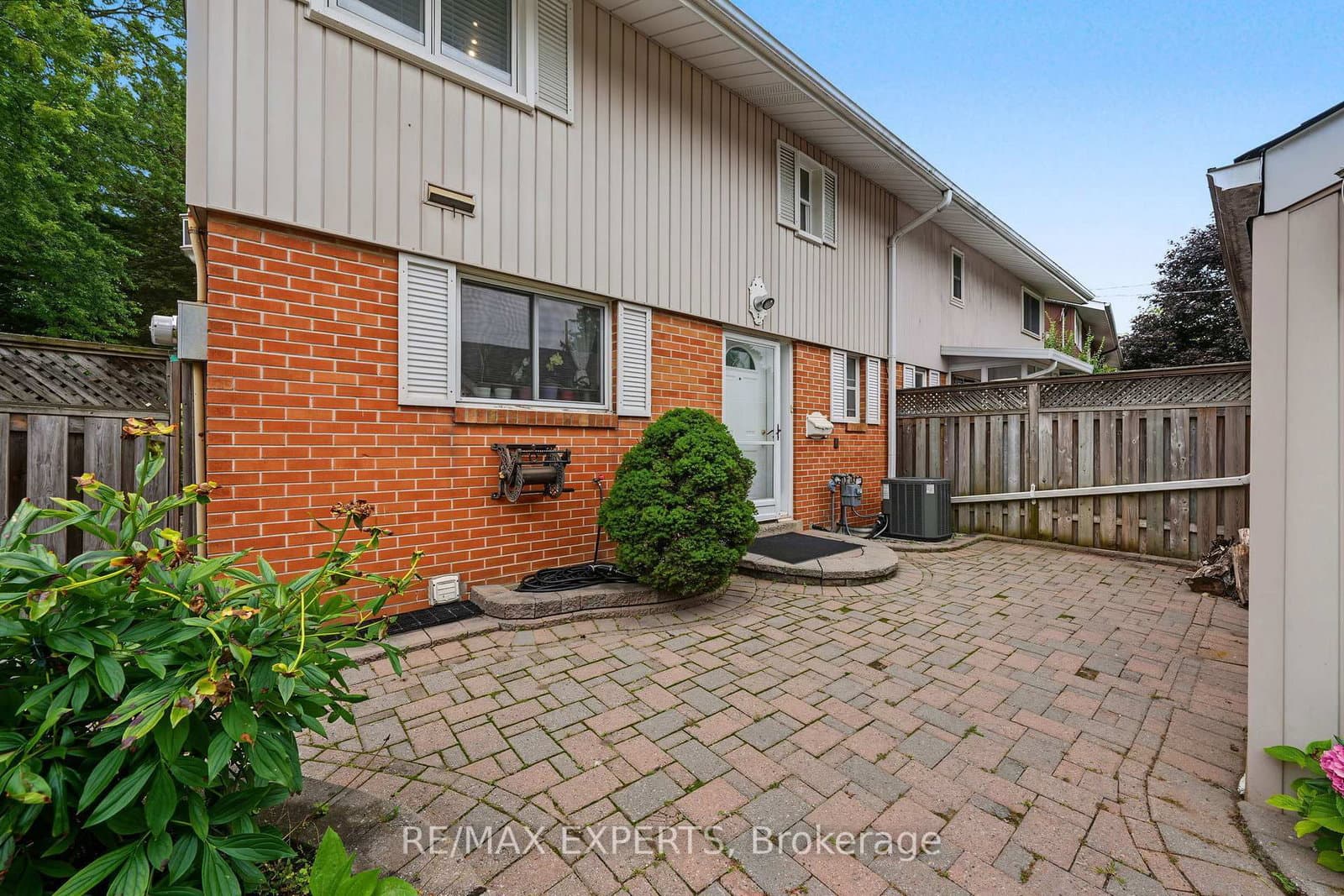 71 Dogwood Crescent - Image 4