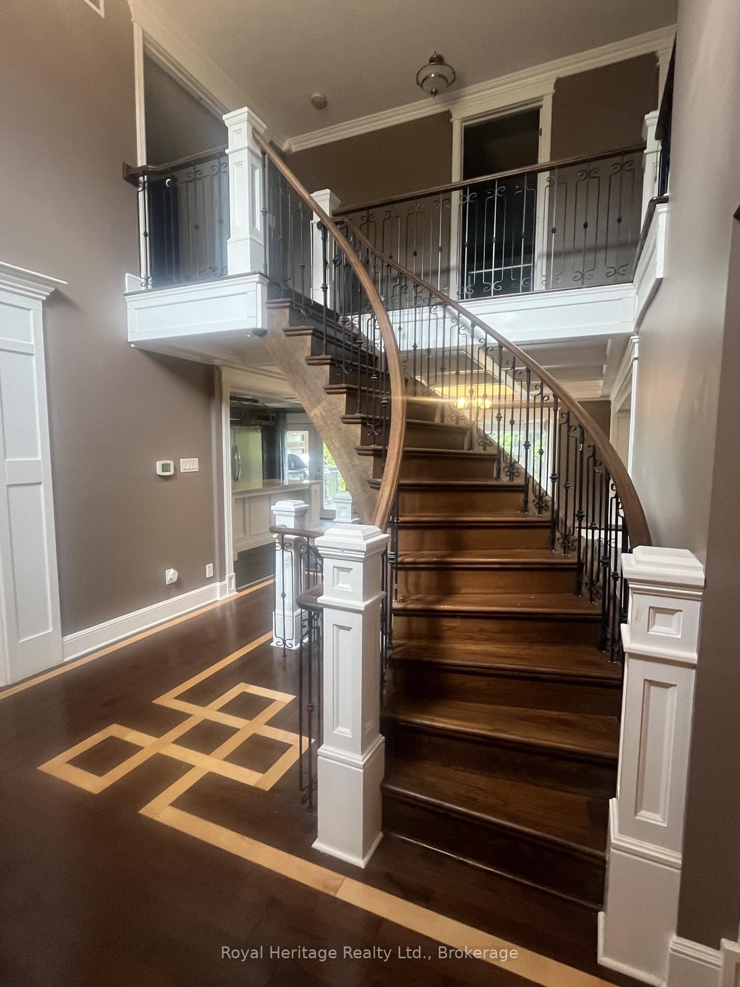 184 Lake Drive Way W - Image 5