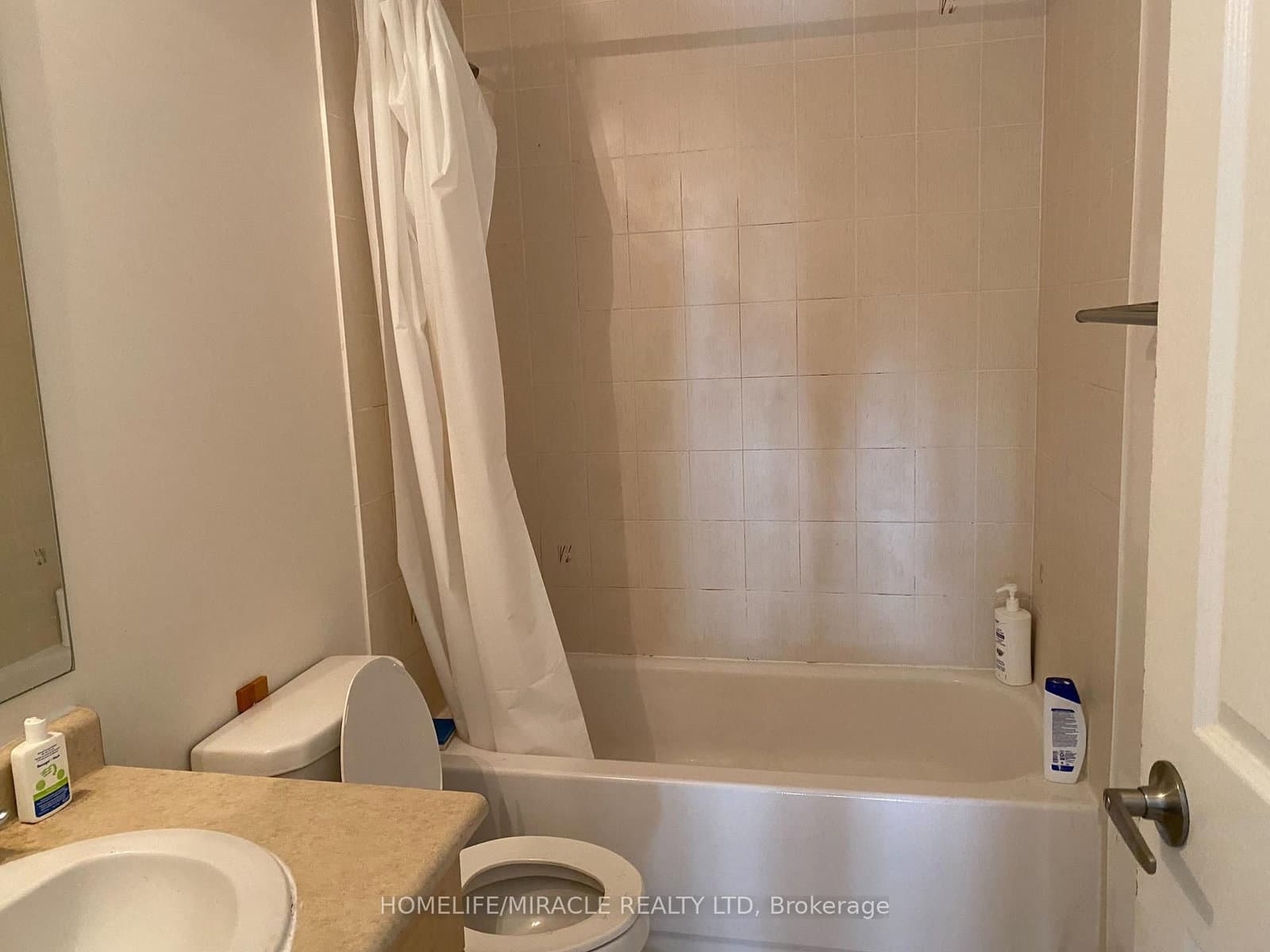 13 Vasto Lane - Image 4