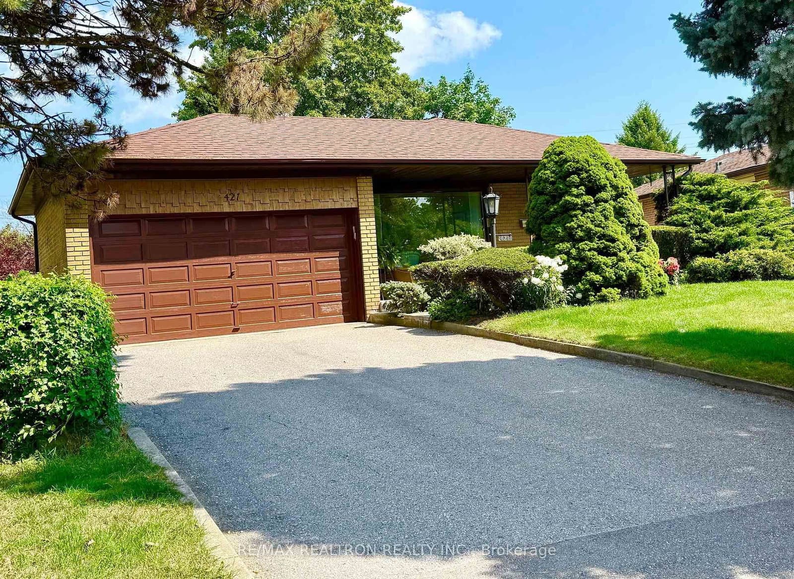 421 Brimorton Drive - Image 2