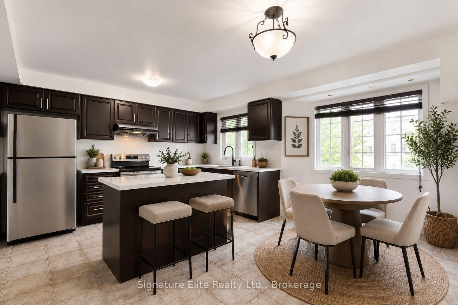 11 Etienne Street, Unit Upper - Image 2